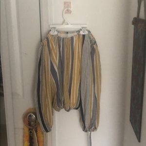 Forever 21 strapless loose sleeve top